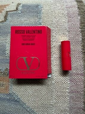 New Rosso Valentino Roman Grace 100R Satin Long Lasting Lipstick Mini 0.03oz
